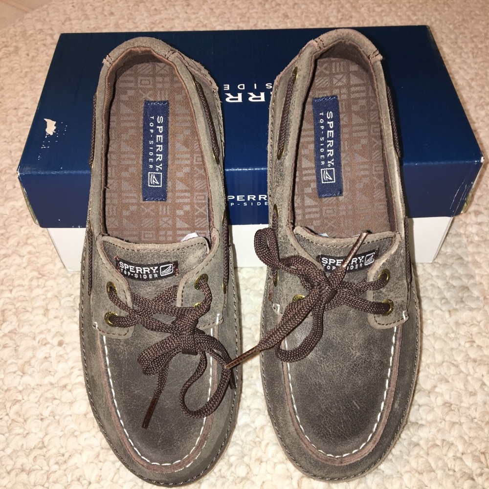 SPERRY Top-Sider Boy’s Shoes Size 4